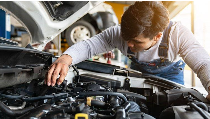 Car Servicing Image 1